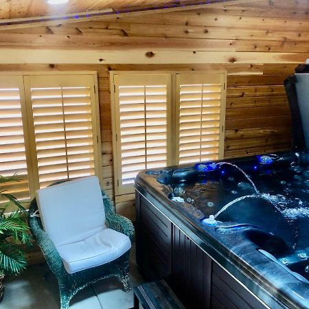 Blue Bear Den 3Br 2Ba Dtc Private Apt Hot Tub Exteriér fotografie
